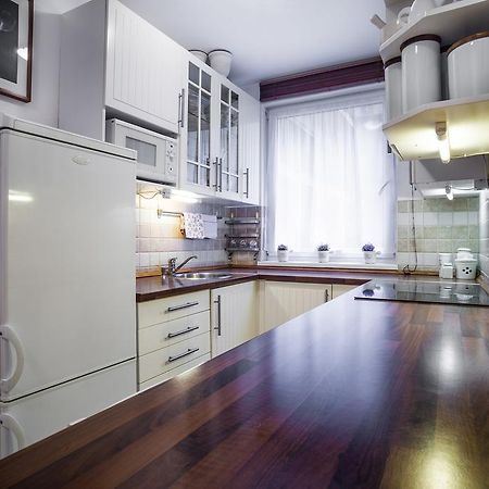 Lovely Corvin Apartment Budapest Exterior foto