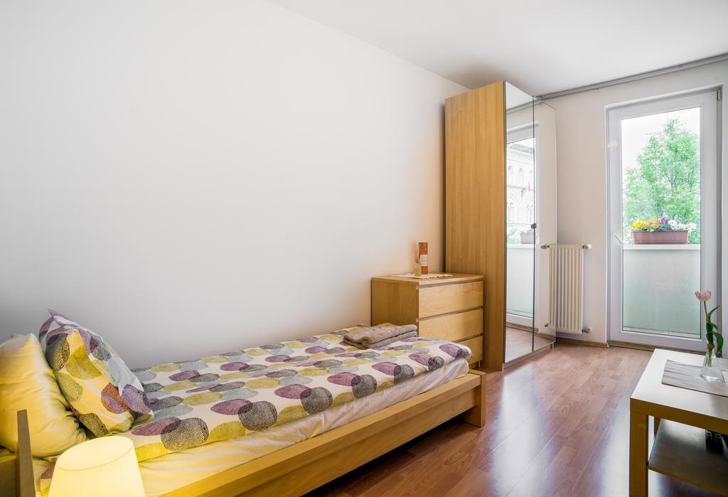 Lovely Corvin Apartment Budapest Exterior foto