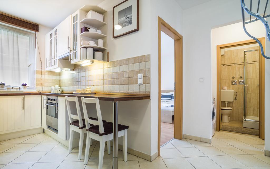 Lovely Corvin Apartment Budapest Exterior foto
